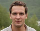 Discover Available Single Men in Ireland: Find Your Ideal Match Today