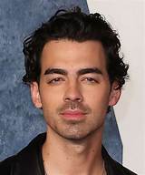 Joe Jonas' Unforgettable Hairstyle: a Guide to His Iconic Styles