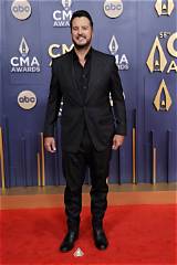 Luke Bryan's Astonishing Weight and Height Stats