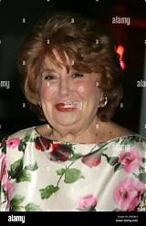 The Legendary Opera Singer: Beverly Crossword